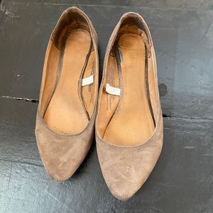 Suede flats with bronze detailing!